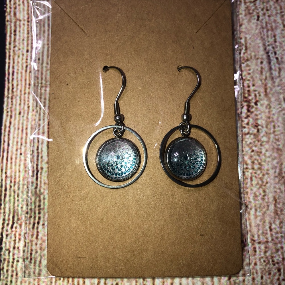 Color Street Dangle Earrings